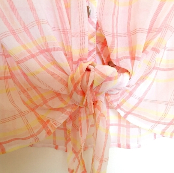 Sheer Peach and Yellow Sleeveless Tank Top Blouse - Picture 7 of 7